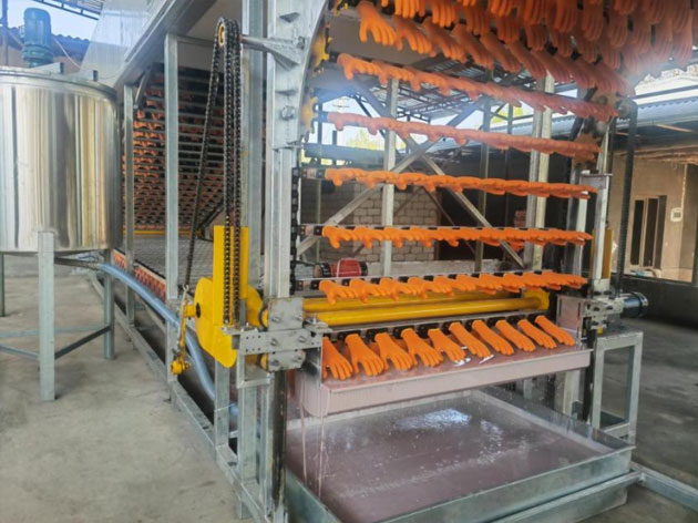 PVC手套浸膠生產線